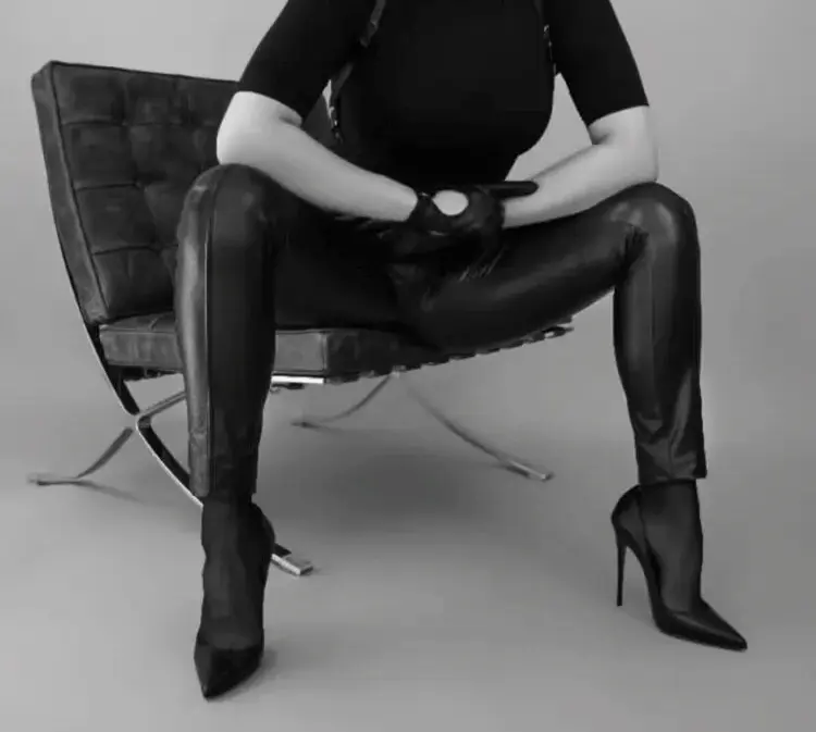 【西檬之家-字母圈的践踏癖是什么意思？】BDSM新人指南